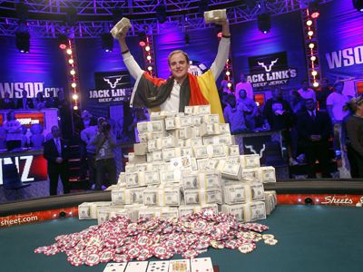 Coin Gambling ویب سائٹ پر کریش گیمز - فوری گیمز دستیاب ہیں۔